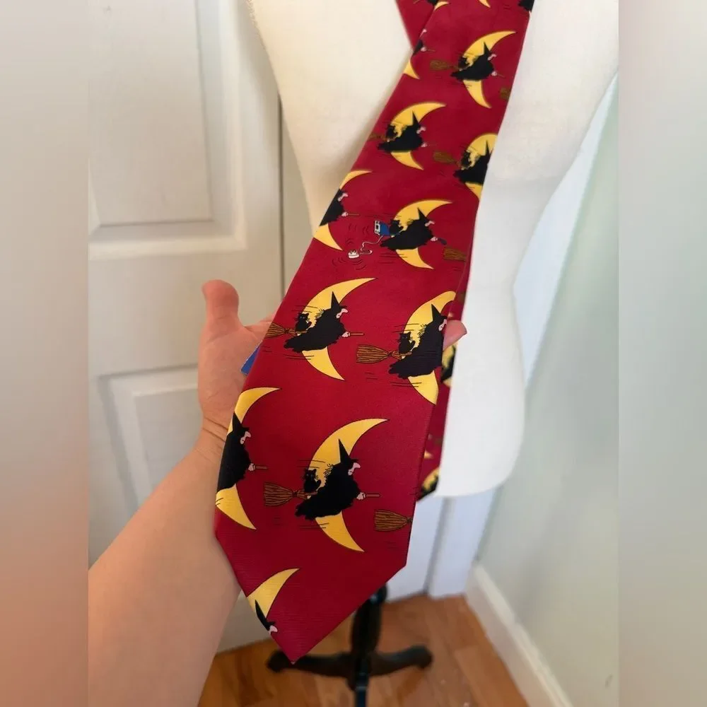 1980s Halloween themed Witches and Cat Novelty Tie by Lanheoth Tie Rack